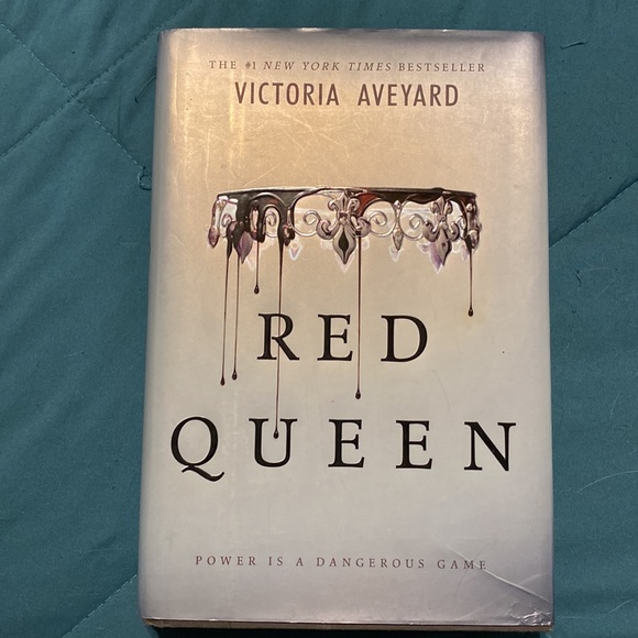 The Red Queen Collection Series Books 1 - 4 and cruel Crown by Victoria Aveyard - Picture 4 of 15
